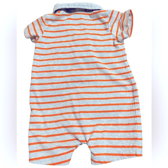 ⭐️4/$20⭐️ Carter’s Striped Shark Romper - Picture 2 of 4